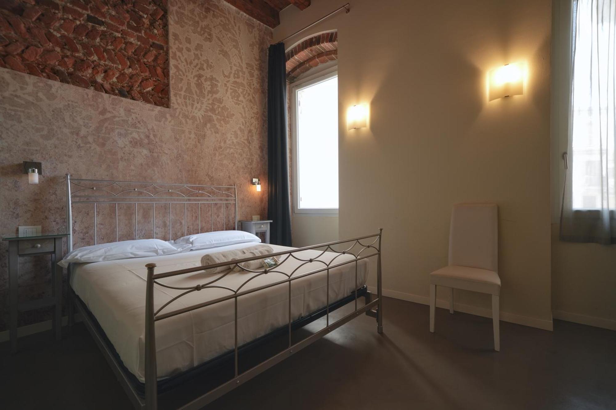 Palazzo Di Giulietta - Juliet'S Palace Верона Екстериор снимка